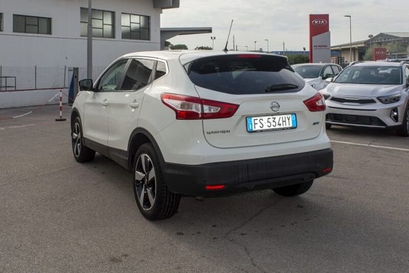 Nissan Qashqai 1.5 dCi N-Connecta
