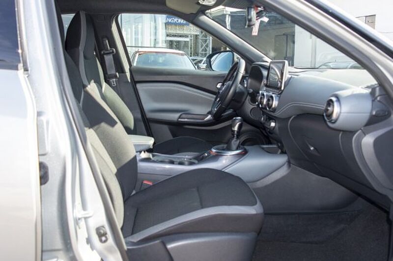 Nissan Juke 1.0 DIG-T 114 CV N-Connecta